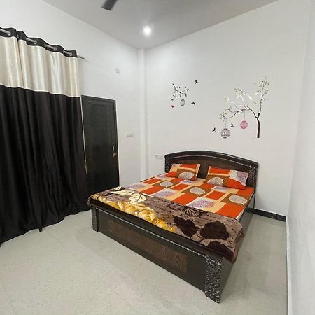 Rukmani Villas Group Of Rukmani Home Stay ماثورا المظهر الخارجي الصورة