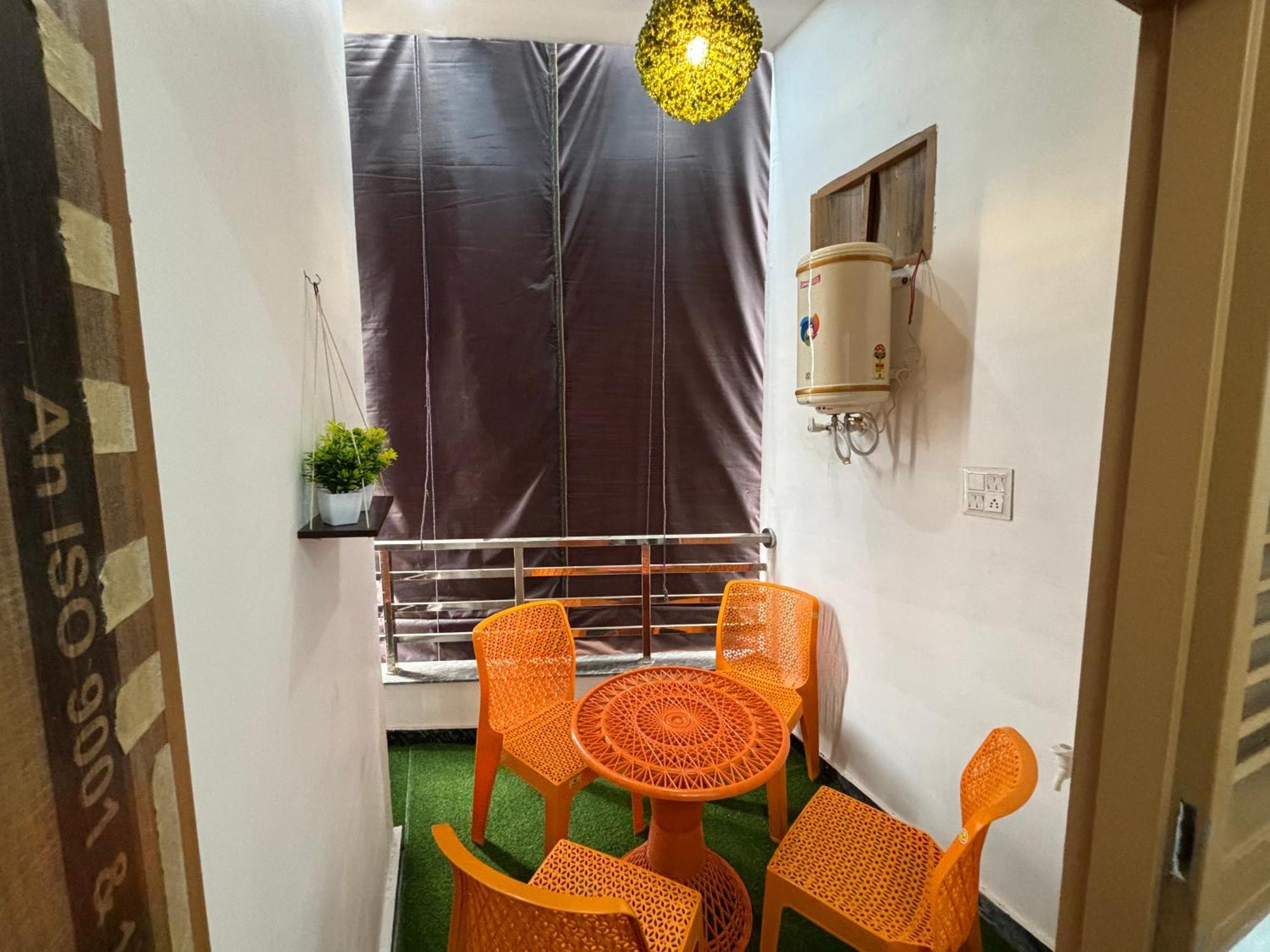 Rukmani Villas Group Of Rukmani Home Stay ماثورا المظهر الخارجي الصورة
