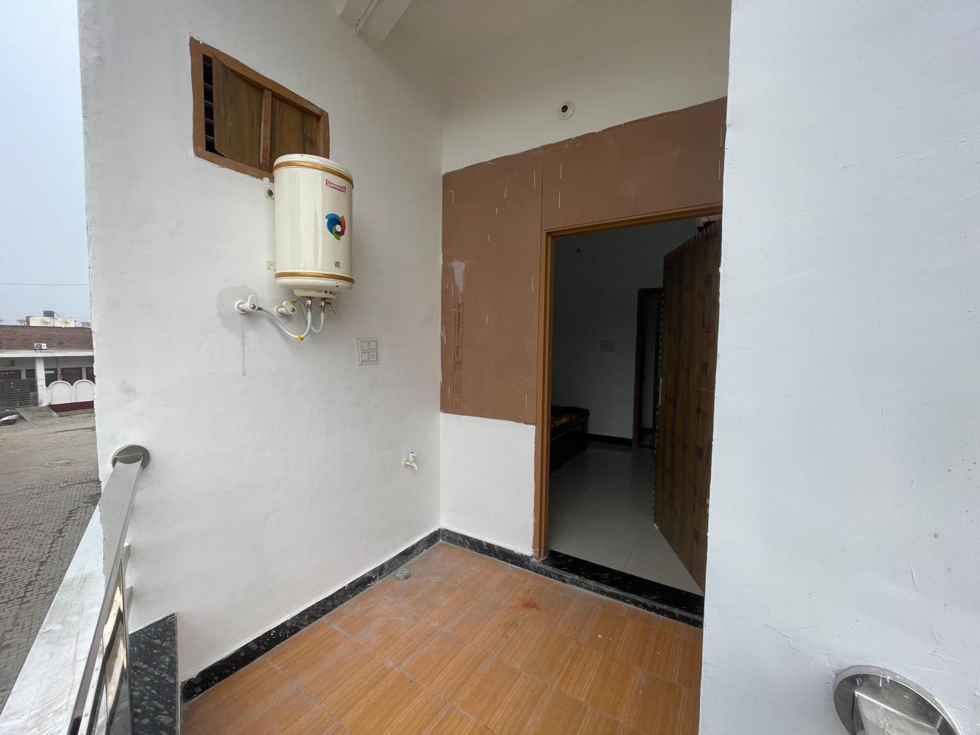 Rukmani Villas Group Of Rukmani Home Stay ماثورا المظهر الخارجي الصورة