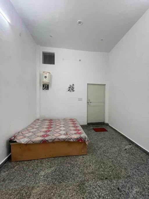 Rukmani Villas Group Of Rukmani Home Stay ماثورا المظهر الخارجي الصورة